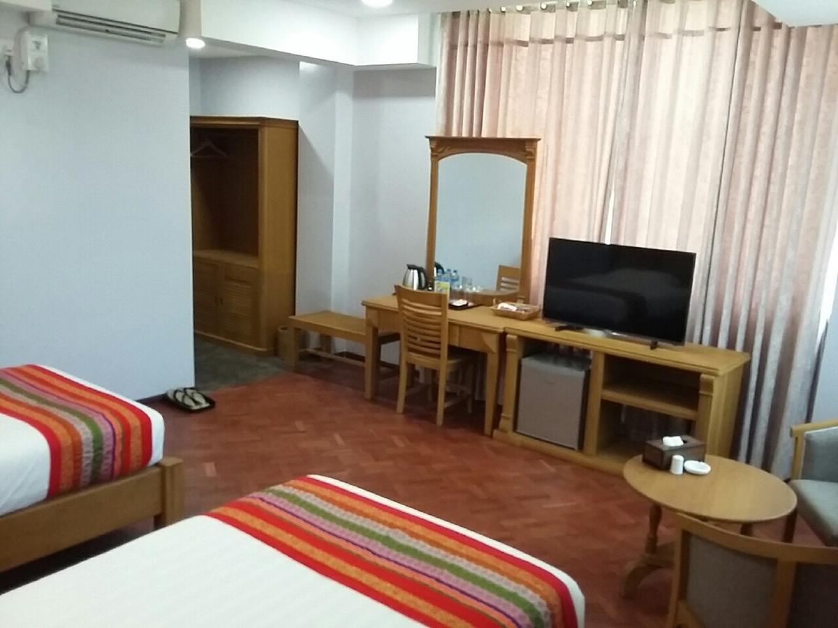 Amayar Nadi Hotel Mandalay Exterior photo
